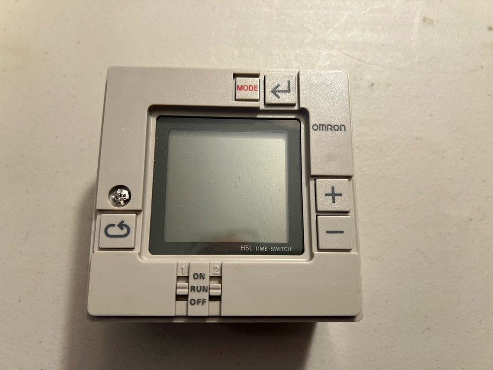 OMRON H5LA TIMER SWITCH NEW IN BOX