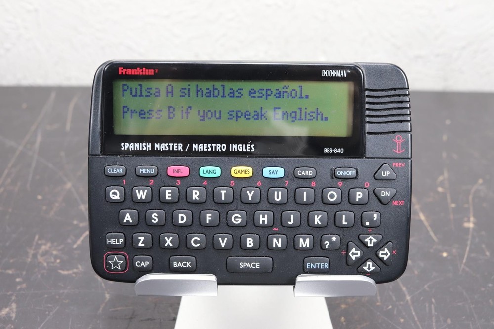 Franklin BES-840 Spanish Master English Translator Dictionary BOOKMAN
