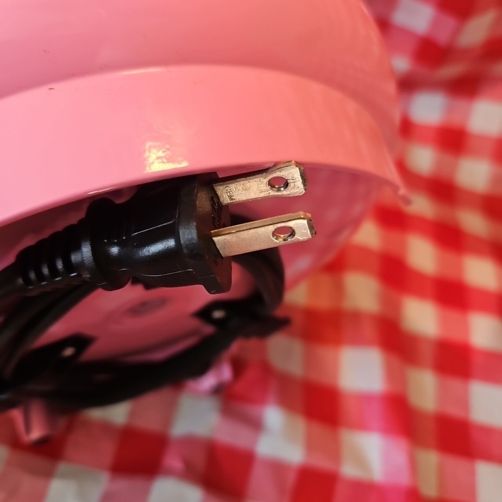 Nostalgia Electrics Mini Cupcake Maker