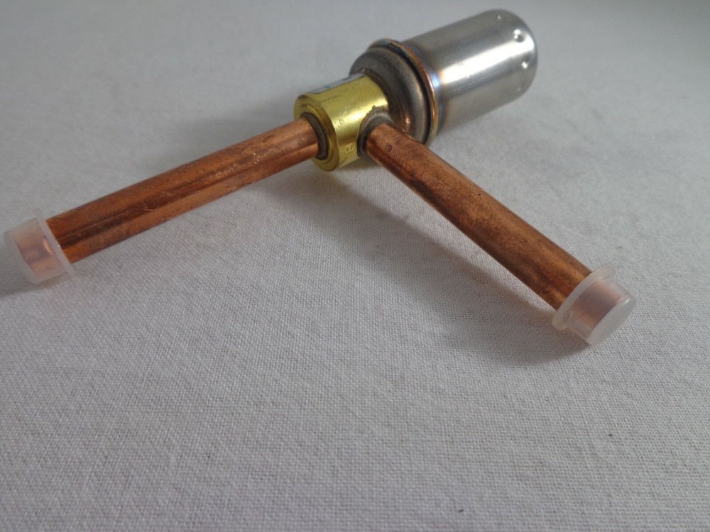 ELECTRONIC EXPANSION VALVE 3096 SAGInoMIYA