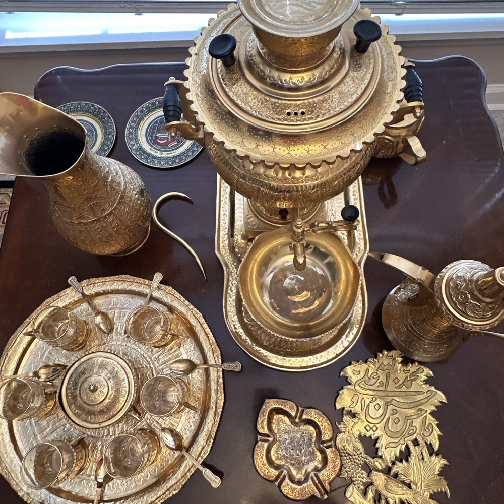 SAMOVAR