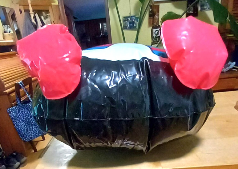 Inflatable 20" Penguin