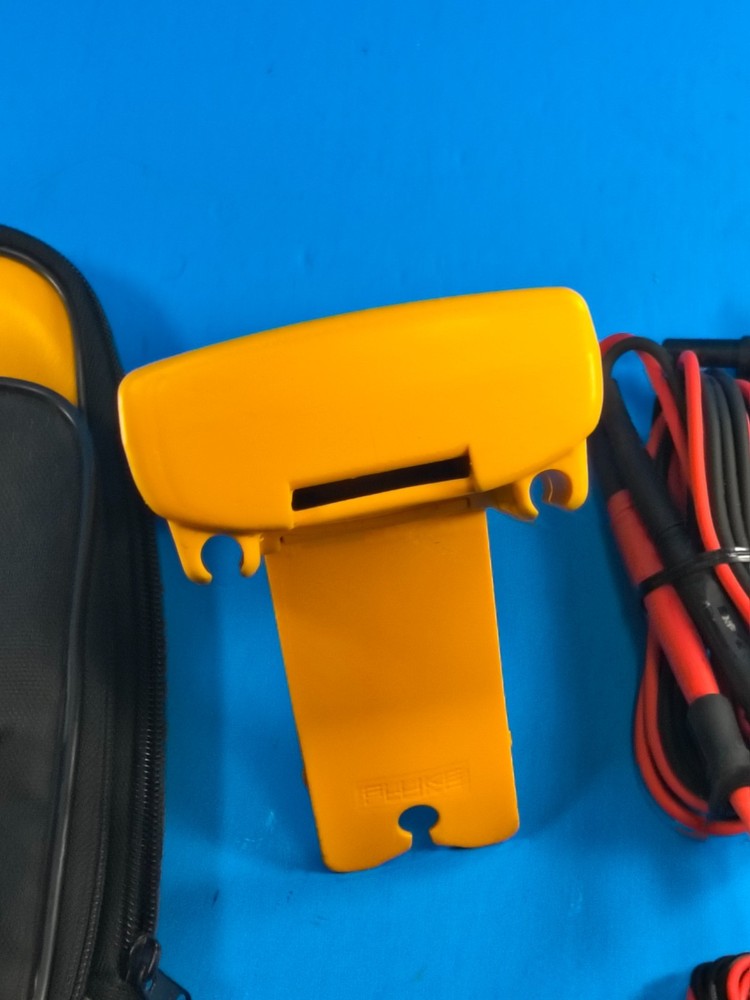 Fluke 787 ProcessMeter Calibrator Meter Multimeter !