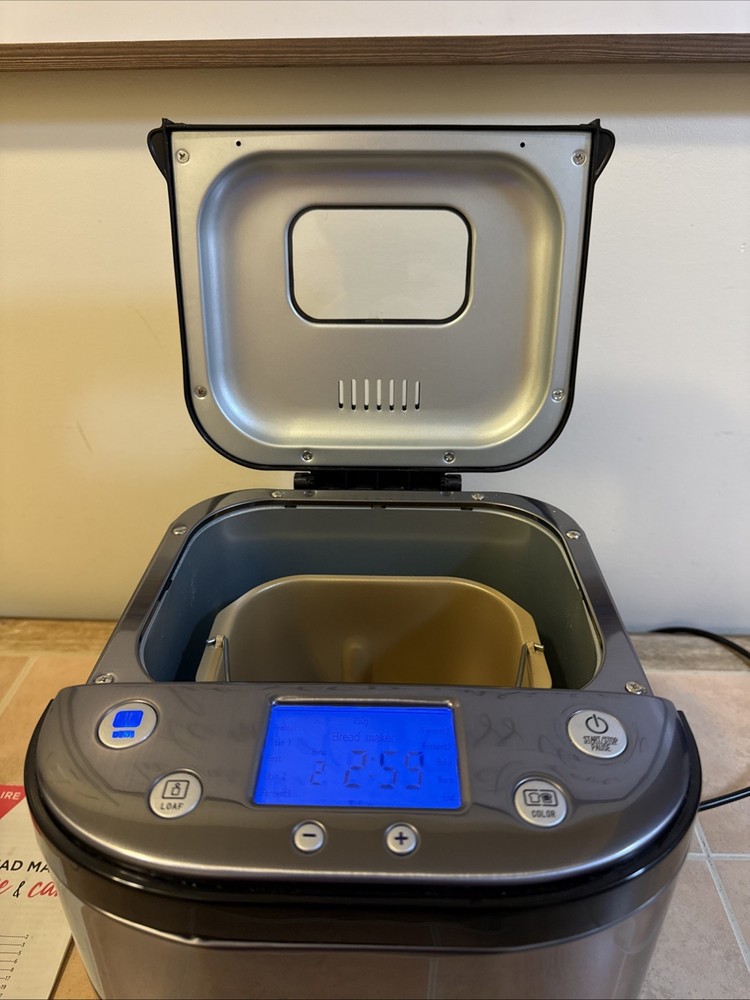 Frigidaire EBRM100 2LB Stainless Steel Bread Maker 15 Programs LCD Display