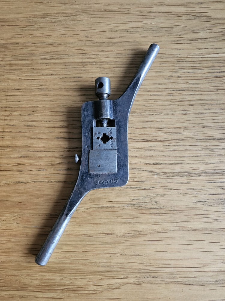 Vintage Screw Threading Plate