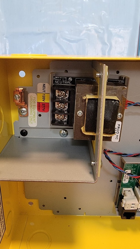 NEW LIGHTING CONTROL & DESIGN GR2400 BUS BOOSTER Read Description