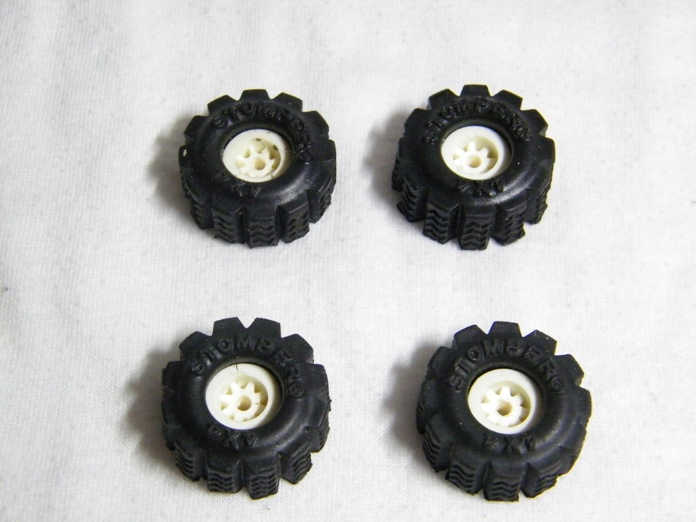 Stomper wheels and tires
