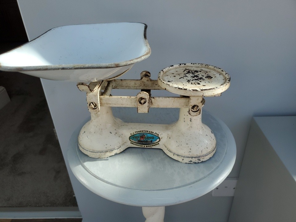 Vintage Kitchen Scales Shabby Chic