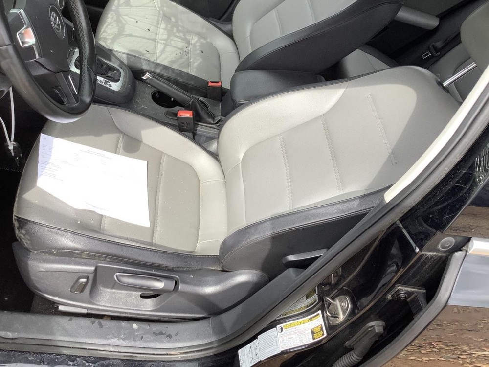 JETTA 2014 Glove Box 4689733