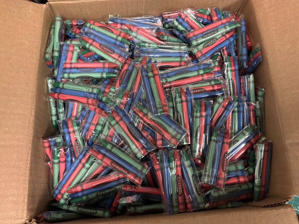 Crayons Bulk Pack, Regular Size, 3 Colors, Cellophane Packed,  500 Packs,