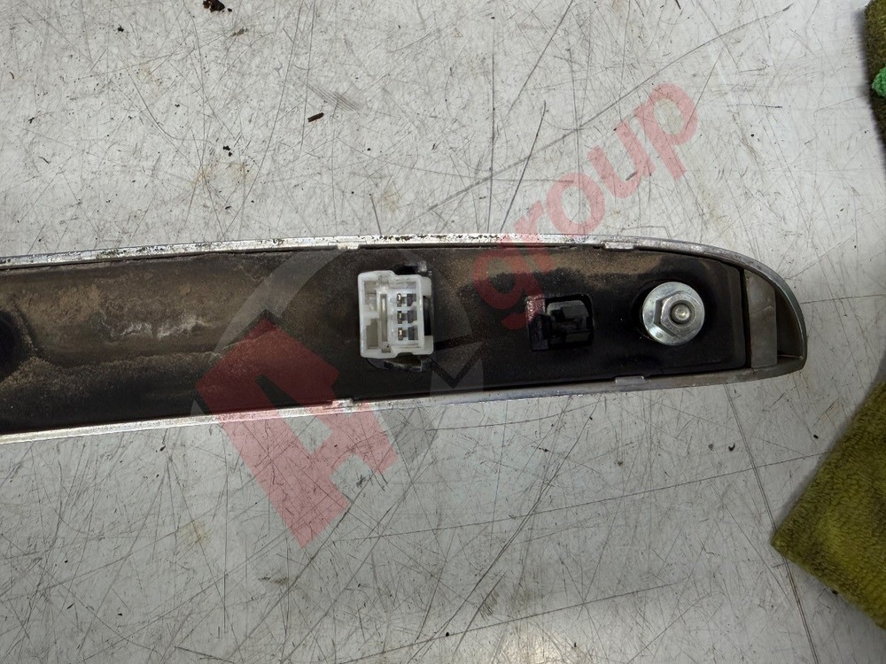 FIAT 500 07-25 TAILGATE BUTTON - 735626272 735626272