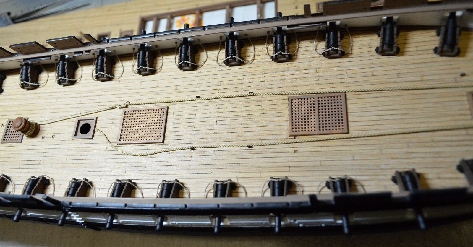 Revell USS Constitution 1:96 - laser cut wooden deck for model