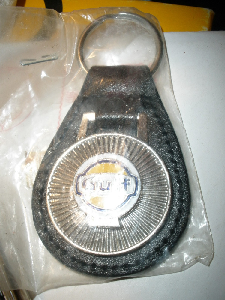 Vintage GULF Keyring