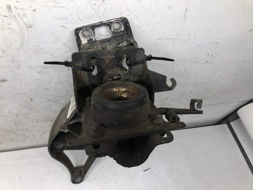 Volvo VNL Left/Driver Hood Latch - Used