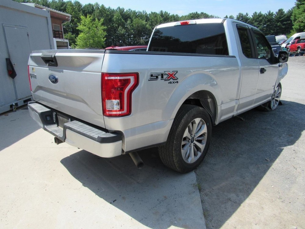 F150 2017 Glove Box 1067358