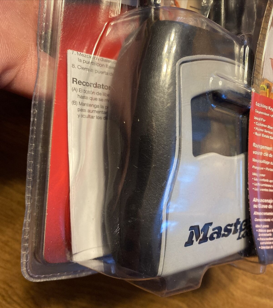 NOS Master Lock 5400D Select Access Combination Safe Spare Keys Storage 2007 B4
