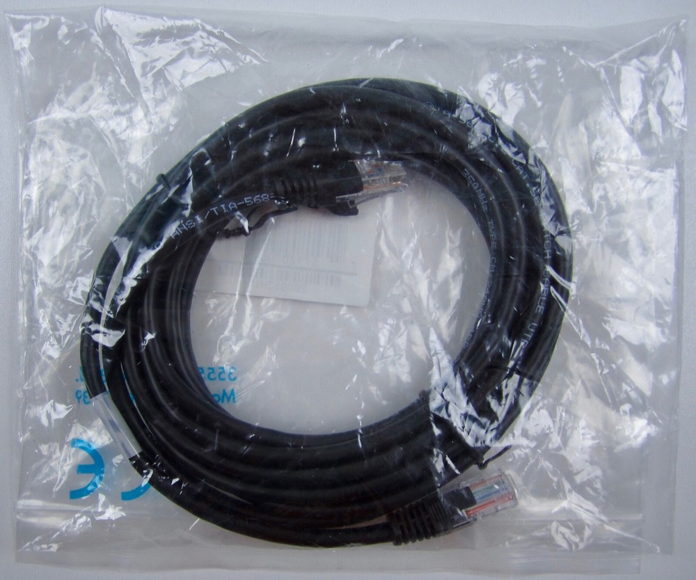 NEW! C2G 00406 12ft Cat5e Snagless Unshielded (UTP) Network Patch Ethernet Cable