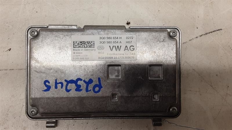 Camera/Projector Camera Front Windshield Mounted Fits 18 ATLAS 582312