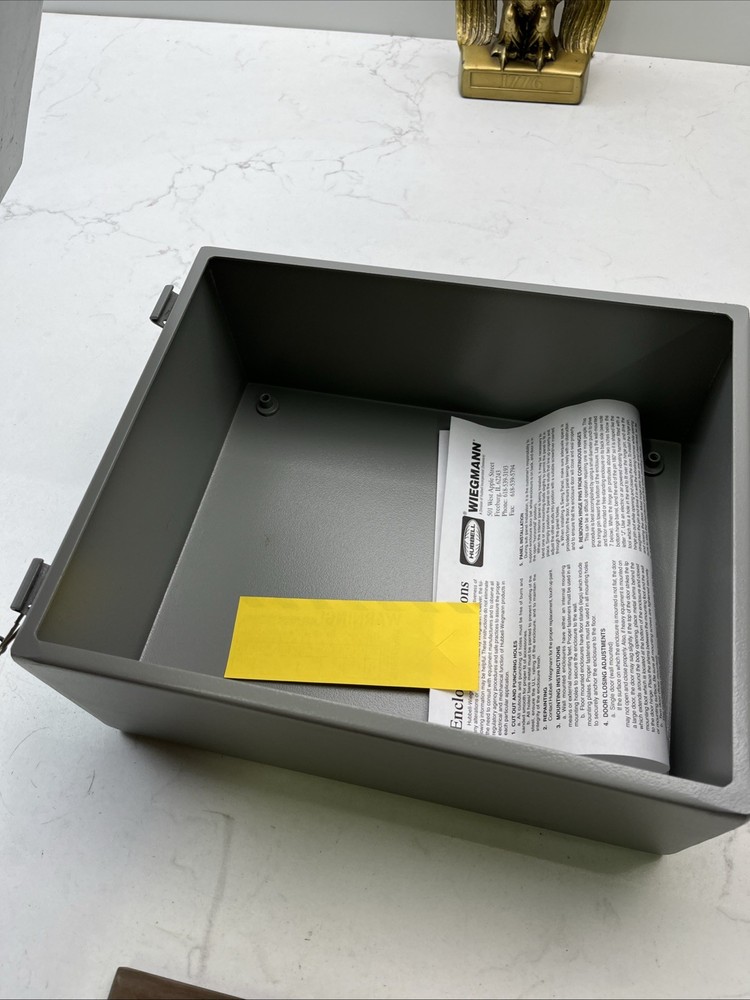 B121005 Wiegmann Wall Mount Enclosure