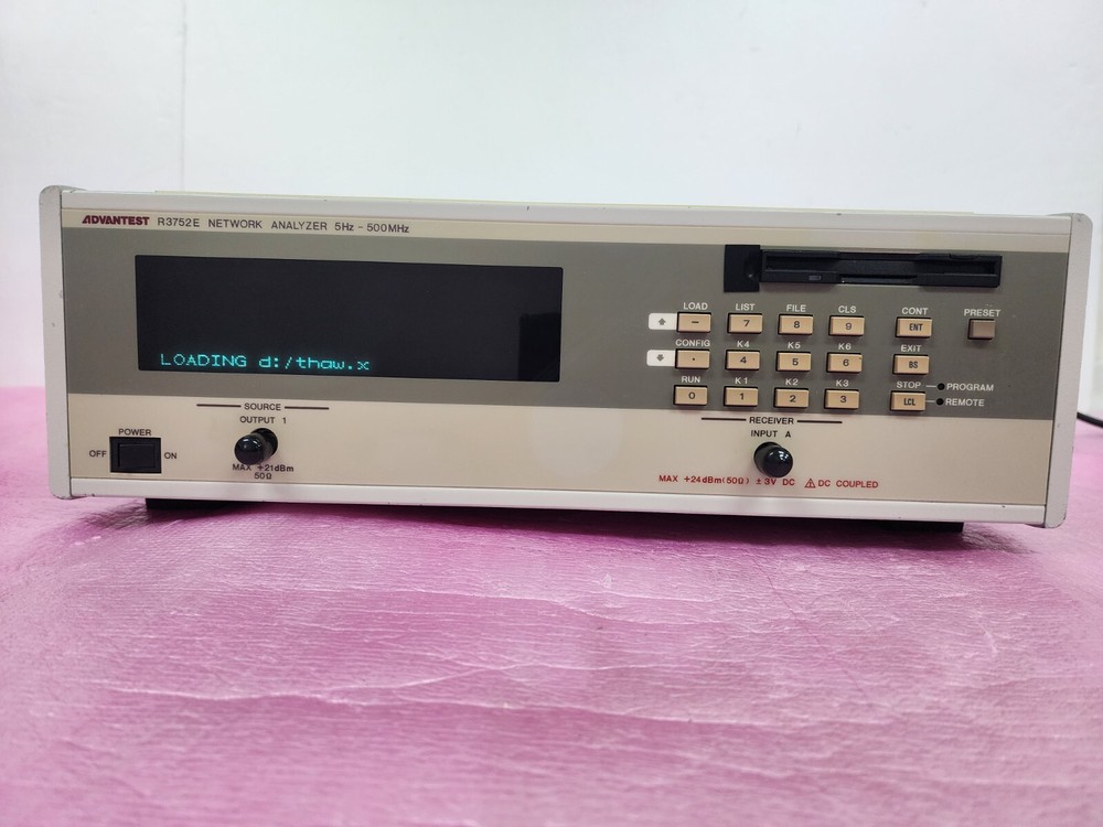 ADVANTEST R3752E Network Analyzer 5 Hz to 500 MHz, Output 1, Input A(Receiver)