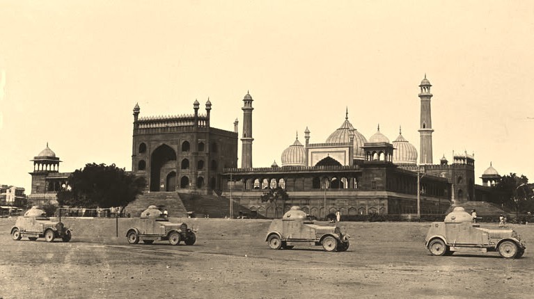 WW2 British Barracks Locker Plate to 7876959 Cooke. C. 8th Armoured Car Co. RTC