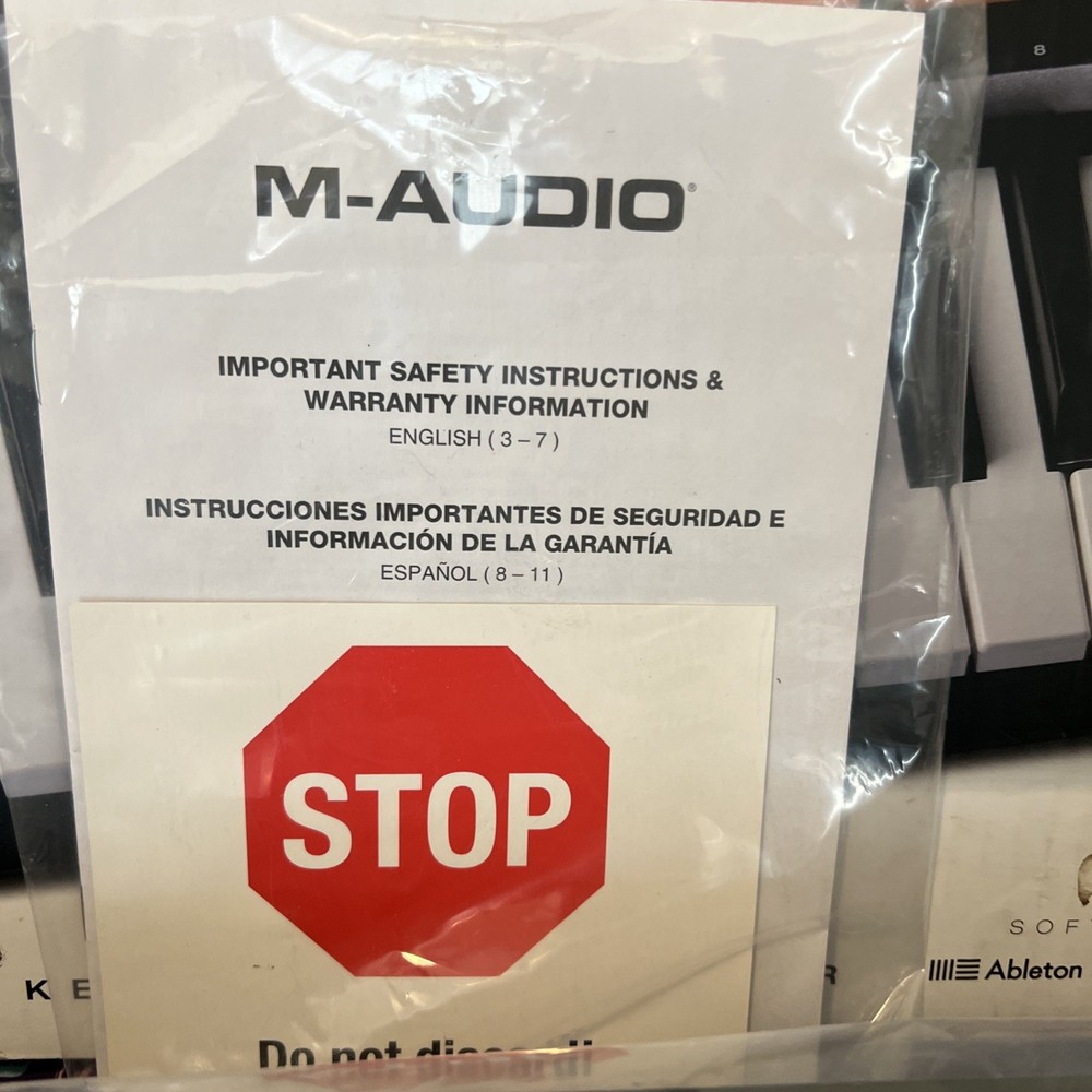 M-Audio Oxygen 25 MIDI Keyboard Controller in Original Box-New Open Box