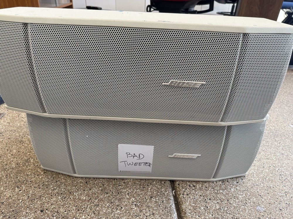 Bose RoomMatch Utility RMU208 Loudspeaker (White) 1 Tweeter Doesnt Work