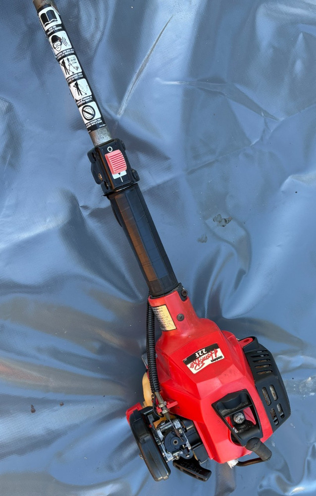 SHINDAIWA 22F HOME PRO STRING TRIMMER