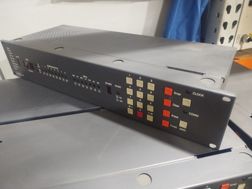 RAULAND MODEL 2524 MASTER CLOCK Intercom System.