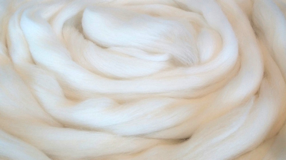 Core Wool Roving, 1lb Core Stuffing, Doll Stuffing, Pillow stuffing, Drum Mallet