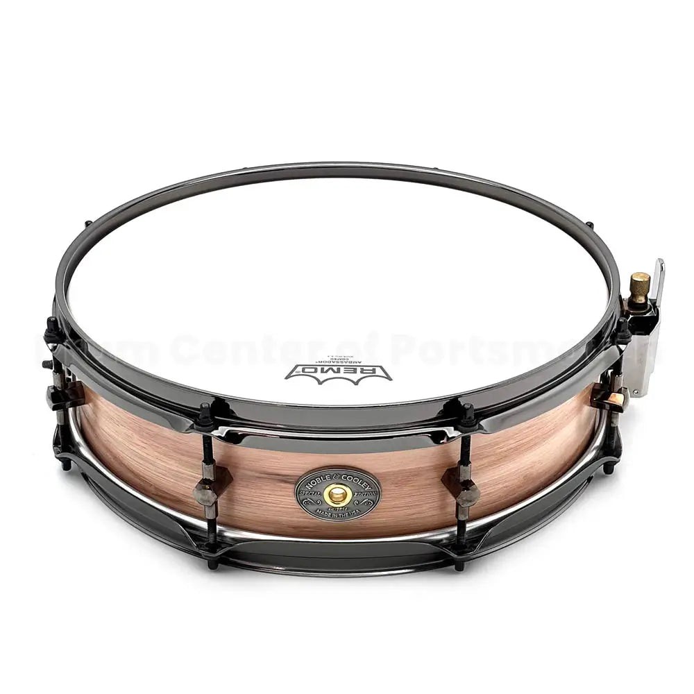 Noble & Cooley Solid Shell Classic Hickory Snare Drum 14x3 7/8 8-Lug