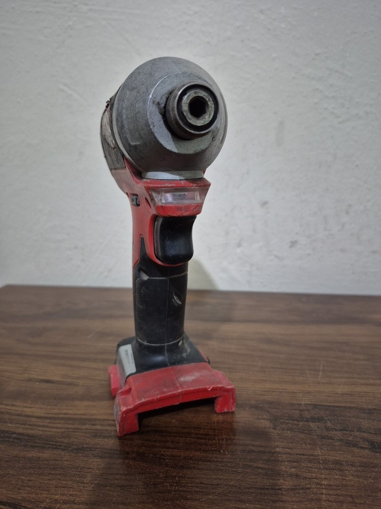 Milwaukee M18 18V 1/4" Compact Brushless Hex Impact Driver