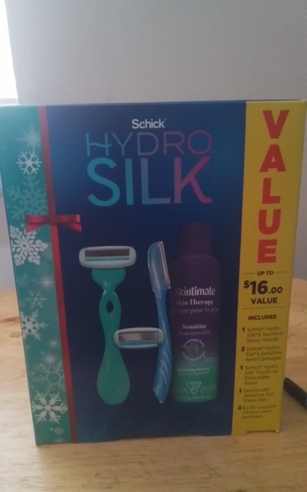 Schick Women's Hydro Silk Razor Gift Set