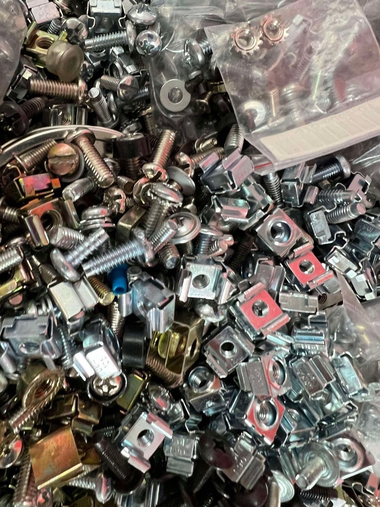 40 LB Rack Mount Screws and Cage Nuts for Rack Mount Server Cabinet