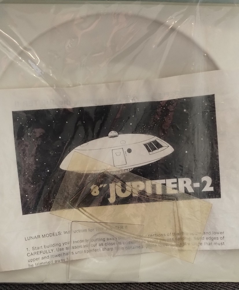 Lunar Models Jupiter II 8" Diameter W/Alpha Moonbase. Read Description