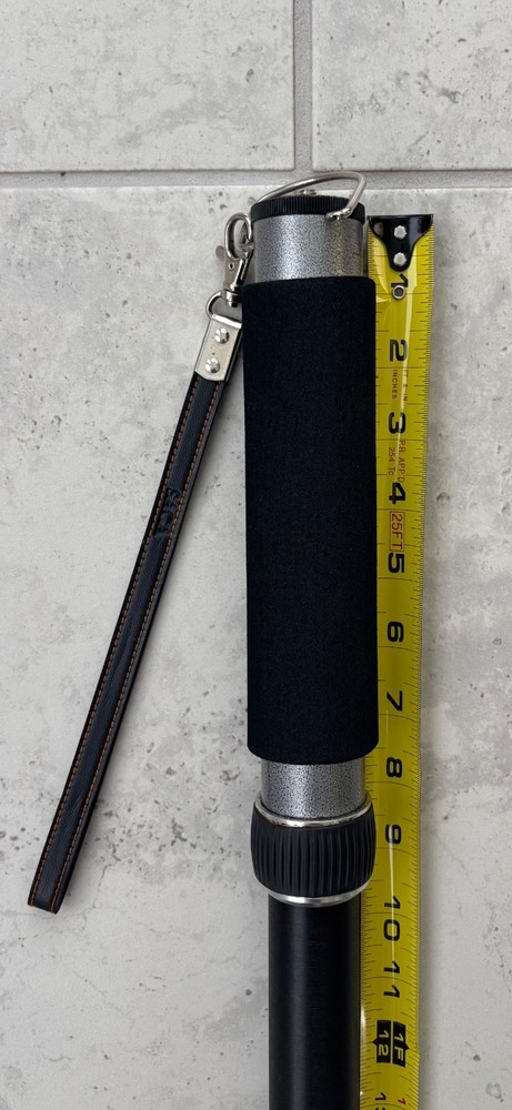 Pre-owned Saga extendable Monopod