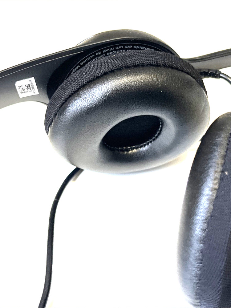 Logitech H390 USB Computer Headset Enhanced Digital Audio Noise Canceling Padded