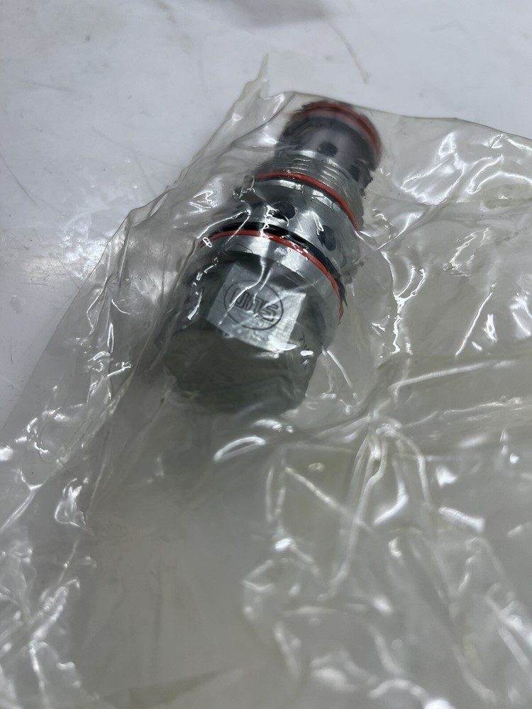 25gpm Fixed Orifice, Bypass/restrictive Priority Flow Control FREA-XAN-8GPM