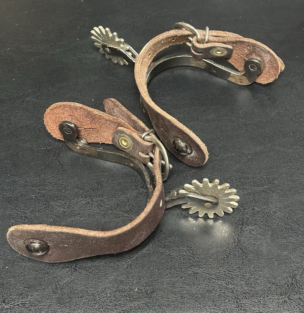 Western Spurs With Good Leathers