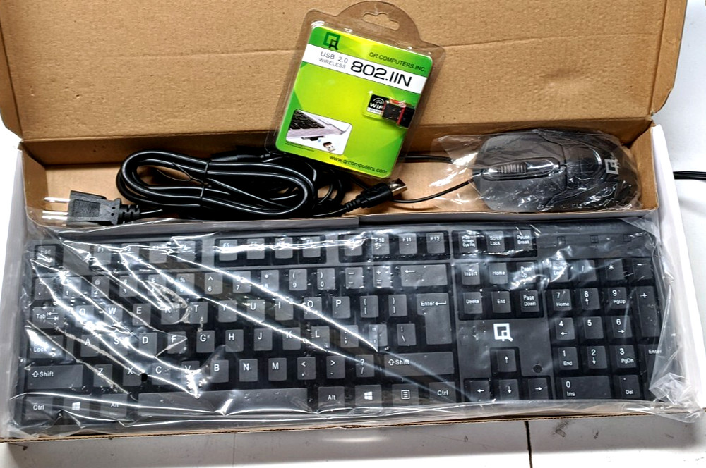 QR-70 Wired Keyboard & USB Optical Mouse