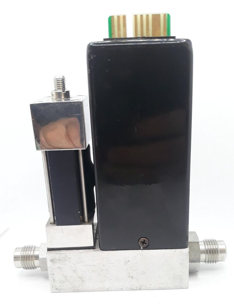 Unit UFC-1000 Mass Flow Controller Range 10 SLM Gas N2 ..3270
