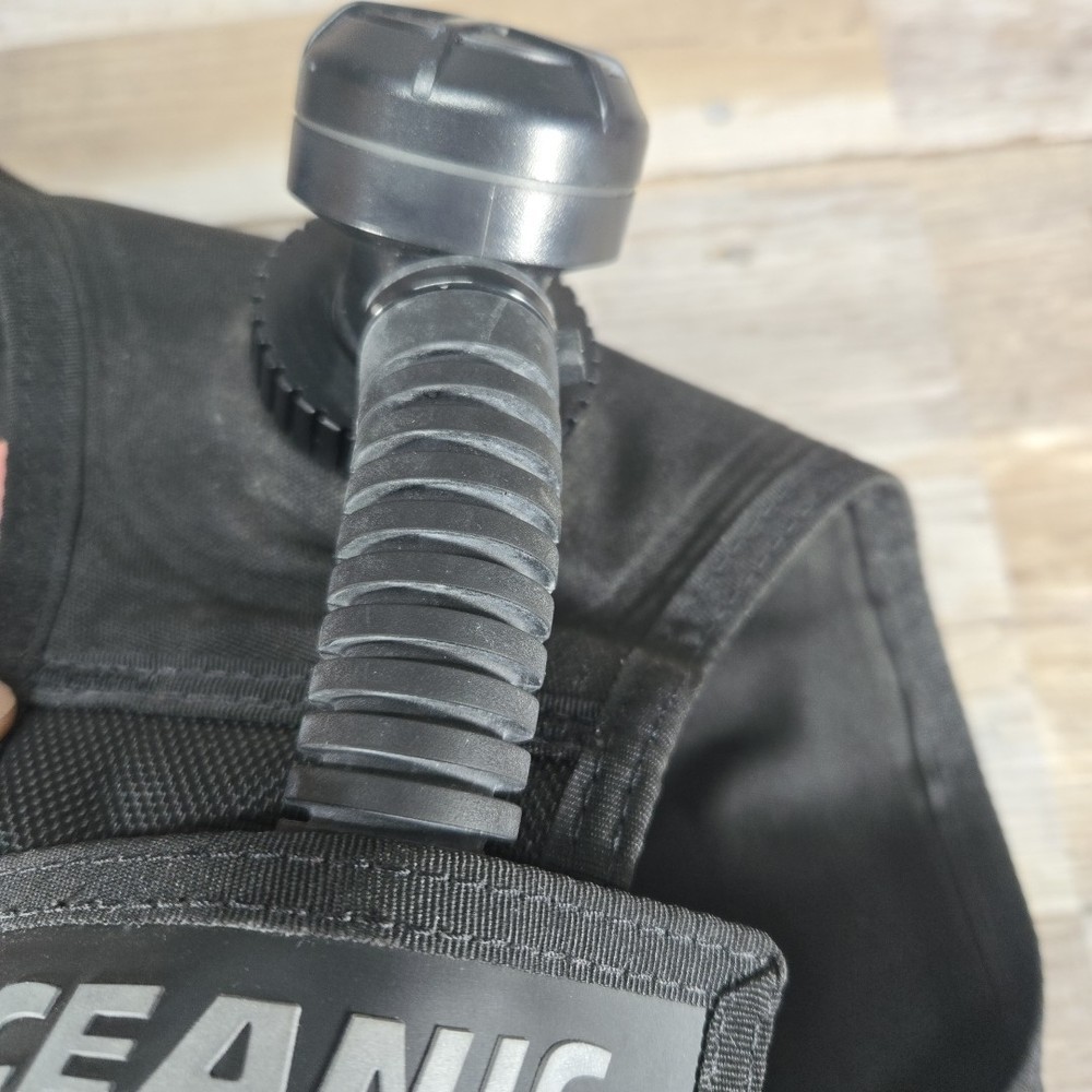 Oceanic ocean Pro Sz Small Diving Vest Quicklock Release
