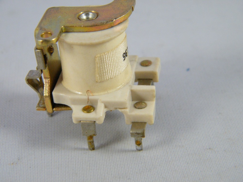 NEW DUKANE PROJECTOR RELAY PART # 596-137