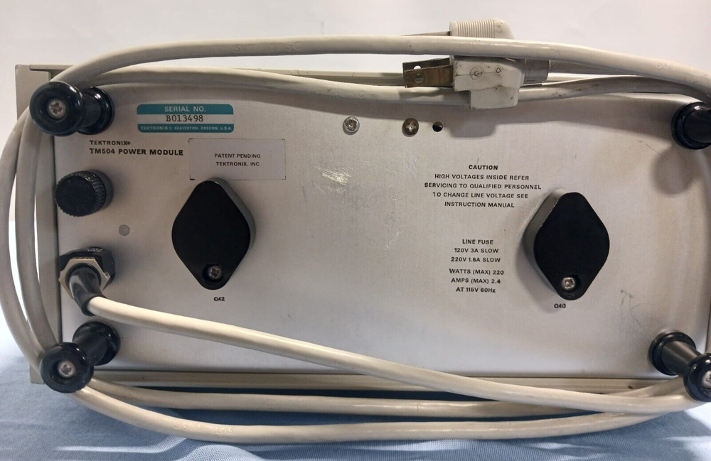 Tektronix TM 504 Unit w/ 2x FG 501 Function Generator, DM 502, DC 504 Modules