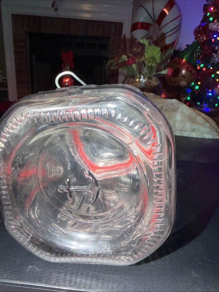 Snowflake Theme Anchor Hocking 38 0z jar glass locking container