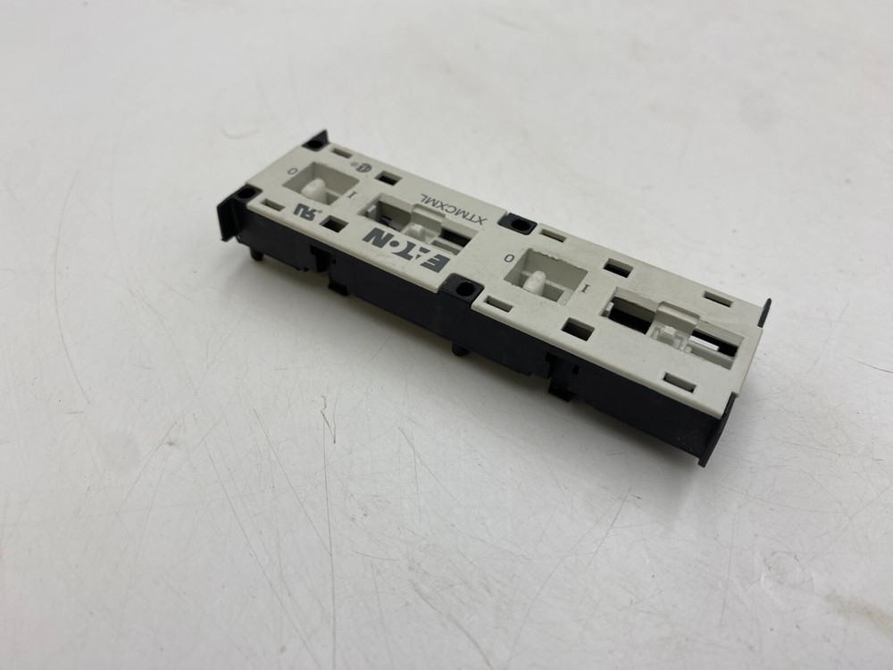 Eaton XTMCXML Black/White Mechanical Interlock for For Mini IEC Starters - Used