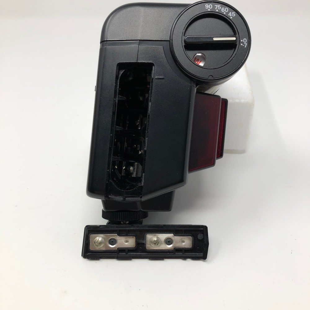 Nikon Speedlight SB-20 Shoe Mount Flash for Nikon Camera Case Box Papers EUC