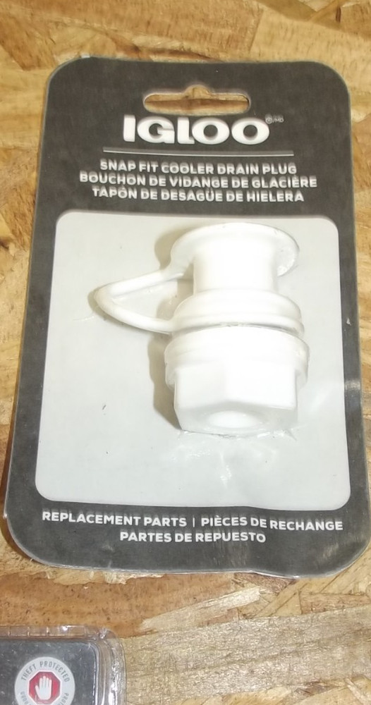 Igloo Replacement Triple Snap Drain Plug 24010 NEW T101