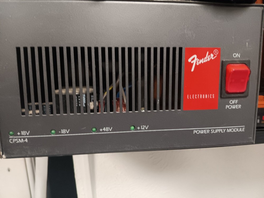 Fender Power Supply Module CPSM-4 18V+48V powers on