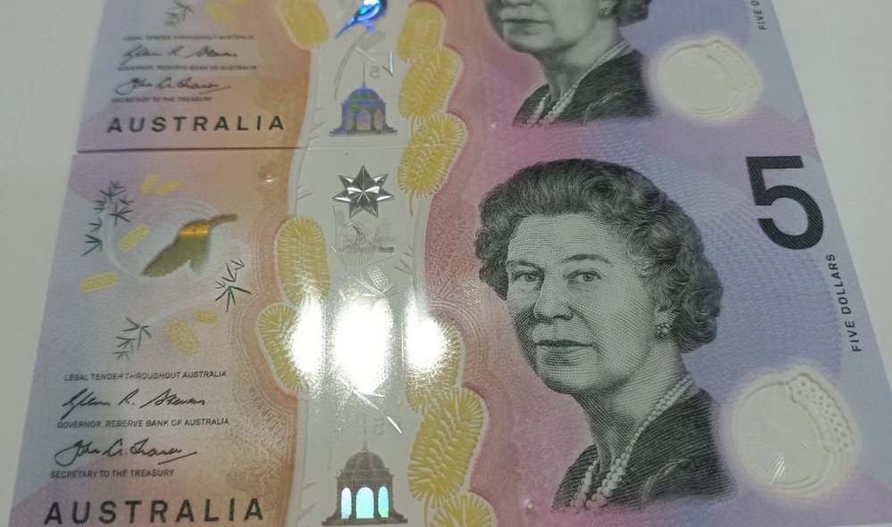 2016 Consecutive Serial Number $5 UNC 2 Five Dollar Banknotes